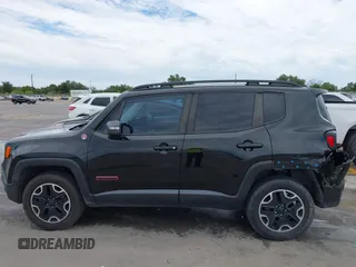 2016 Jeep Renegade Trailhawk with VIN ZACCJBCT2GPD27483, listed as a IAAI auction lot 42818326 with 123,039 mi miles and . Bid and sale history available at DreamBid. Image 14.
