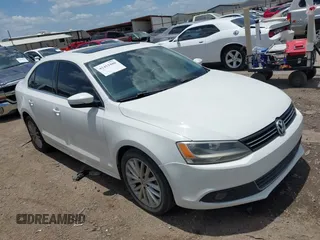 2013 Volkswagen Jetta TDI w/Premium/Nav с VIN 3VWLL7AJ1DM376114, выставлен на аукционе IAAI как лот 42453480 с пробегом 231 087 миль миль и . История ставок и продаж доступна на DreamBid. Изображение 1.