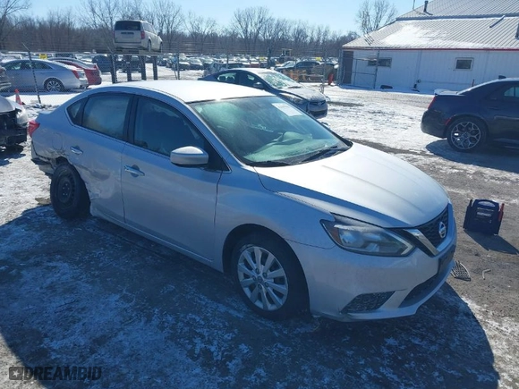 2017 Nissan Sentra SV with VIN 3N1AB7AP7HL706077, listed as a IAAI auction lot 41635961 with 95,544 mi miles. Bid and sale history available at carsss.com. Image 1.