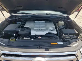 2017 Toyota Land Cruiser z VIN JTMCY7AJ5H4059121, wystawiony jako Copart lot #56700325 z przebiegiem 190 603 mil mil oraz Tytuł czysty. Historia ofert i sprzedaży dostępna na DreamBid. Obrazek 12.