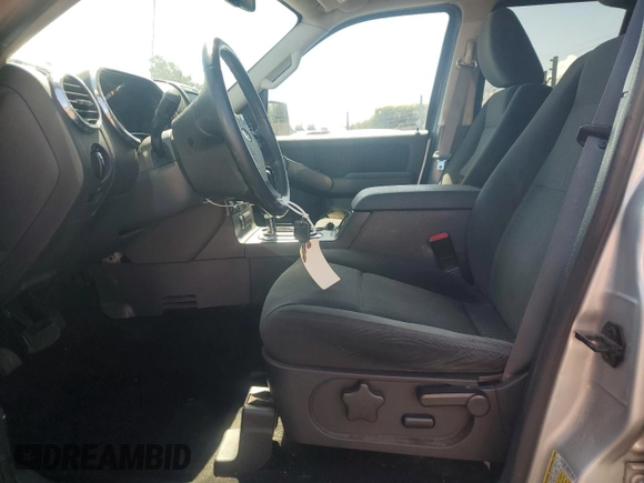 2009 Ford Explorer XLT z VIN 1FMEU63E79UA35074, wystawiony jako Copart lot #51868795 z przebiegiem 116 486 mil mil oraz Czysty tytuł • Clean title. Historia ofert i sprzedaży dostępna na DreamBid. Obrazek 7.