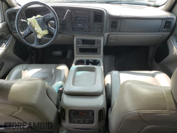 2005 Chevrolet Avalanche Z71 with VIN 3GNEK12Z55G267789, listed as a Copart auction lot 70476584 with 199,006 mi miles and Salvage Title. Bid and sale history available at DreamBid. Image 8.