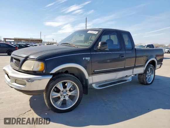 1997 Ford F-150 XL with VIN 1FTDX1861VKB58404, listed as a Copart auction lot 47243215 with 167,793 mi miles and Clean Title. Bid and sale history available at carsss.com. Image 1.