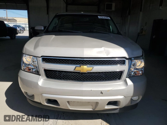 2009 Chevrolet Suburban 2LT с VIN 1GNFK26399J118063, выставлен на аукционе Copart как лот 47014765 с пробегом 239 209 миль миль и Списание • Salvage title. История ставок и продаж доступна на DreamBid. Изображение 5.