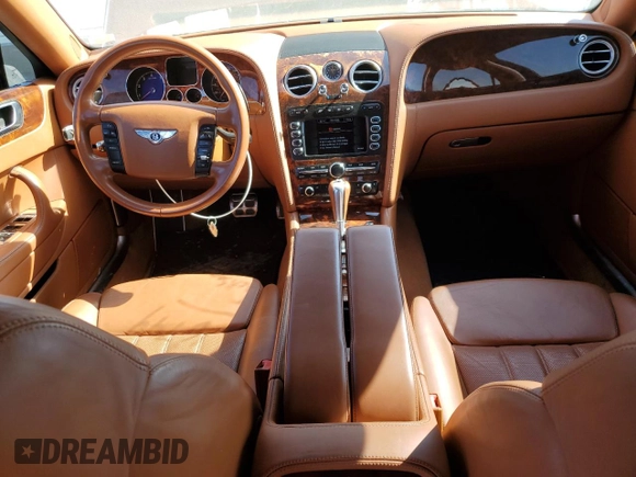 2006 Bentley Flying Spur z VIN SCBBR53W96C032273, wystawiony jako Copart lot #46582715 z przebiegiem Nie podano mil oraz Szkody całkowita. Historia ofert i sprzedaży dostępna na DreamBid. Obrazek 8.