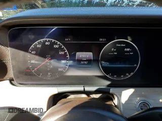2019 Mercedes-Benz E-Class E 450 with VIN WDD1K6JB5KF118102, listed as a Copart auction lot 56460684 with 38,782 mi miles and Salvage Title. Bid and sale history available at carsss.com. Image 9.