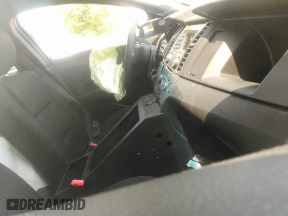 2015 Ford Police Interceptor z VIN 1FAHP2MK5FG140962, wystawiony jako IAAI lot #42085208 z przebiegiem 105 555 mil mil oraz . Historia ofert i sprzedaży dostępna na DreamBid. Obrazek 5.