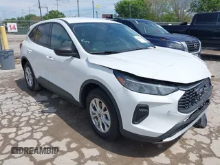 2025 Ford Escape Active z VIN 1FMCU0GN7SUA03259, wystawiony jako IAAI lot #41899036 z przebiegiem 189 mil mil oraz . Historia ofert i sprzedaży dostępna na DreamBid. Obrazek 1.