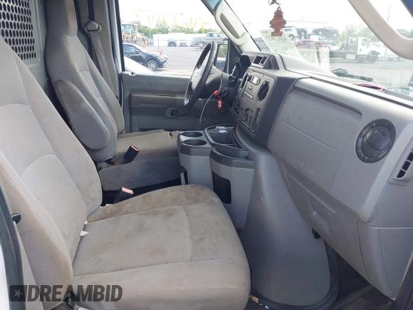2014 Ford Econoline Cargo Commercial с VIN 1FTNE2EW4EDA31719, выставлен на аукционе IAAI как лот 42627027 с пробегом 223 677 миль миль и . История ставок и продаж доступна на DreamBid. Изображение 5.