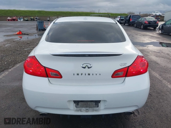 2009 Infiniti G37 Journey with VIN JNKCV61E09M305045, listed as a IAAI auction lot 41765352 with 174,390 mi miles and . Bid and sale history available at carsss.com. Image 16.