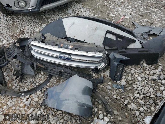 2017 Ford Escape SE with VIN 1FMCU0GD7HUB28357, listed as a Copart auction lot 73229554 with 121,912 mi miles and Salvage Title. Bid and sale history available at carsss.com. Image 15.