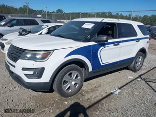 2017 Ford Police Interceptor Utility with VIN 1FM5K8ARXHGA36336, listed as a IAAI auction lot 41684983 with NaN miles. Bid and sale history available at carsss.com. Image 17.