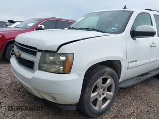 2007 Chevrolet Tahoe LT with VIN 1GNFK13077R180130, listed as a IAAI auction lot 42477489 with Not provided miles and . Bid and sale history available at DreamBid. Image 6.