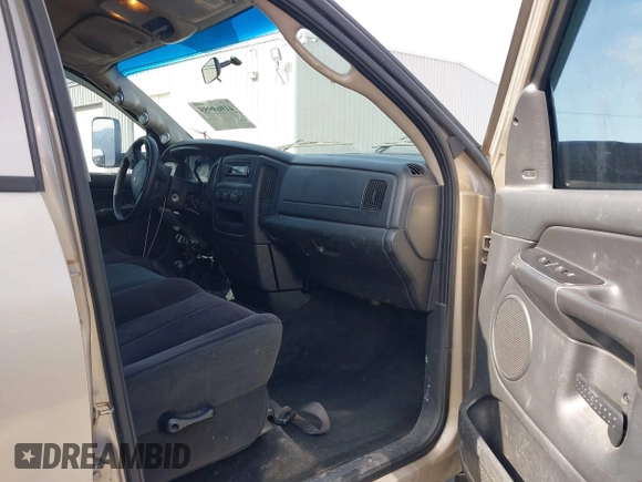 2004 Dodge 3500 ST with VIN 3D7LU38C24G276088, listed as a IAAI auction lot 41969955 with 243,373 mi miles. Bid and sale history available at carsss.com. Image 5.