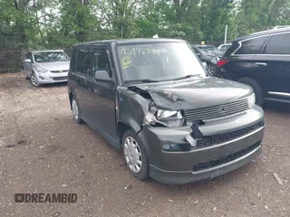 2006 Scion xB with VIN JTLKT324664040753, listed as a IAAI auction lot 42196344 with 121,151 mi miles. Bid and sale history available at carsss.com. Image 1.
