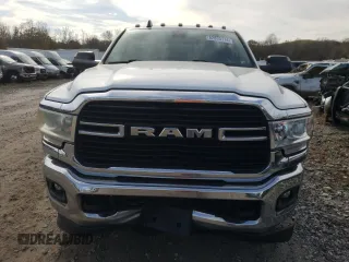 2019 Ram 3500 Big Horn with VIN 3C63RRLL6KG533974, listed as a Copart auction lot 82833114 with 135,856 mi miles and Clean Title. Bid and sale history available at carsss.com. Image 5.