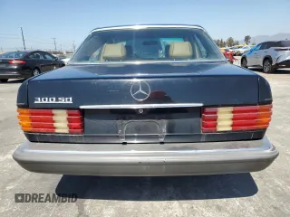 1984 Mercedes-Benz 300 with VIN WDBCB20A8EA076089, listed as a Copart auction lot 72077164 with 333,834 mi miles and Clean Title. Bid and sale history available at carsss.com. Image 6.