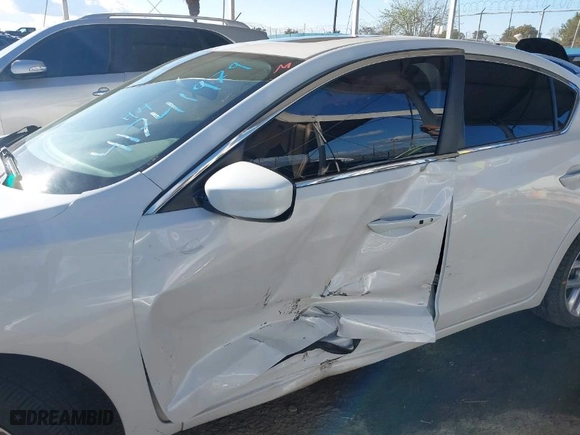 2019 Acura ILX with VIN 19UDE2F39KA013926, listed as a IAAI auction lot 41741979 with 44,737 mi miles. Bid and sale history available at carsss.com. Image 6.