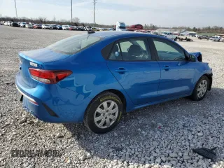 2023 Kia Rio S z VIN 3KPA24AD2PE529734, wystawiony jako Copart lot #48755585 z przebiegiem 99 031 mil mil oraz Szkody całkowita. Historia ofert i sprzedaży dostępna na DreamBid. Obrazek 3.