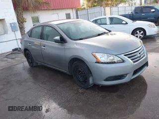 2013 Nissan Sentra SV with VIN 3N1AB7APXDL733641, listed as a IAAI auction lot 41886177 with 185,659 mi miles. Bid and sale history available at carsss.com. Image 1.