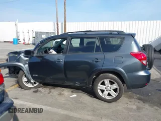 2007 Toyota RAV4 Sport with VIN JTMBK32V776021495, listed as a IAAI auction lot 41608067 with 1 mi miles. Bid and sale history available at carsss.com. Image 14.