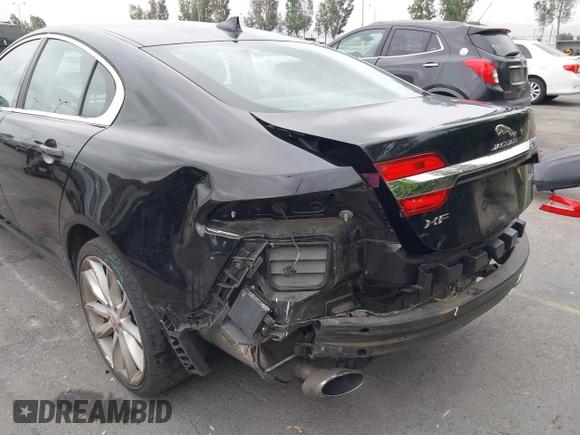 2015 Jaguar XF V6 Portfolio with VIN SAJWA0F77F8U65737, listed as a IAAI auction lot 42078529 with 62,229 mi miles. Bid and sale history available at carsss.com. Image 6.