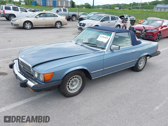 1985 Mercedes-Benz 380 z VIN WDBBA45C7FA020232, wystawiony jako IAAI lot #42206469 z przebiegiem 139 733 mil mil oraz . Historia ofert i sprzedaży dostępna na DreamBid. Obrazek 19.