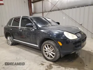 2005 Porsche Cayenne S z VIN WP1AB29P85LA63281, wystawiony jako Copart lot #89323555 z przebiegiem 92 599 mil mil oraz Czysty tytuł • Clean title. Historia ofert i sprzedaży dostępna na DreamBid. Obrazek 4.