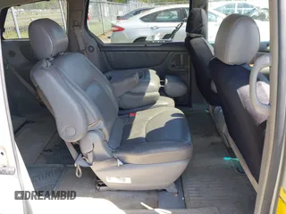 2005 Toyota Sienna XLE with VIN 5TDZA22C45S276838, listed as a IAAI auction lot 42149942 with 242,598 mi miles and . Bid and sale history available at carsss.com. Image 8.