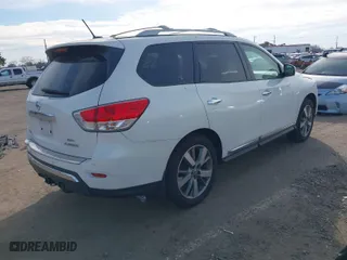 2014 Nissan Pathfinder SV with VIN 5N1AR2MM4EC689979, listed as a IAAI auction lot 41580796 with 145,418 mi miles. Bid and sale history available at carsss.com. Image 4.