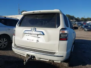 2018 Toyota 4Runner SR5 with VIN JTEBU5JR2J5558620, listed as a IAAI auction lot 41486145 with 172,007 mi miles and . Bid and sale history available at DreamBid. Image 16.
