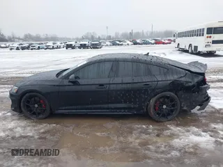 2021 Audi RS 5 Sportback z VIN WUAAWCF50MA904151, wystawiony jako IAAI lot #41172600 z przebiegiem 34 684 mil mil oraz . Historia ofert i sprzedaży dostępna na DreamBid. Obrazek 14.
