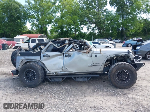 2017 Jeep Wrangler Unlimited Sport with VIN 1C4HJWDG6HL592265, listed as a IAAI auction lot 42335663 with 89,314 mi miles and . Bid and sale history available at DreamBid. Image 12.