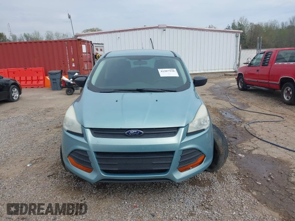 2013 Ford Escape S with VIN 1FMCU0F74DUA84047, listed as a IAAI auction lot 41907938 with 146,465 mi miles. Bid and sale history available at carsss.com. Image 12.