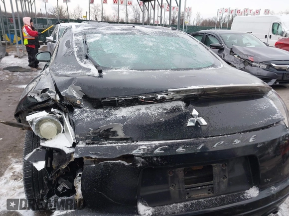 2009 Mitsubishi Eclipse GS with VIN 4A3AK24FX9E021055, listed as a IAAI auction lot 41386556 with 208,301 mi miles and . Bid and sale history available at DreamBid. Image 16.