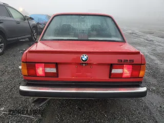 1988 BMW 3 Series 325e z VIN WBAAE6407J8823947, wystawiony jako Copart lot #85774214 z przebiegiem 170 520 mil mil oraz Czysty tytuł • Clean title. Historia ofert i sprzedaży dostępna na DreamBid. Obrazek 6.