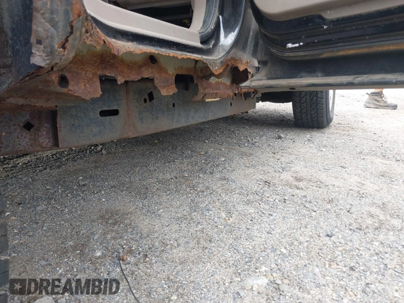 2003 Ford Explorer Eddie Bauer с VIN 1FMDU74K03ZB52737, выставлен на аукционе IAAI как лот 42682725 с пробегом 148 758 миль миль и . История ставок и продаж доступна на DreamBid. Изображение 14.