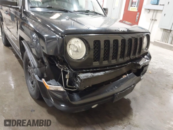 2017 Jeep Patriot Sport SE with VIN 1C4NJPBA1HD162077, listed as a IAAI auction lot 40855450 with 80,334 mi miles and . Bid and sale history available at DreamBid. Image 6.