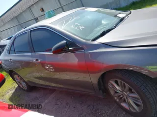 2015 Toyota Camry XLE z VIN 4T1BF1FK3FU960674, wystawiony jako IAAI lot #41721182 z przebiegiem 96 300 mil mil oraz . Historia ofert i sprzedaży dostępna na DreamBid. Obrazek 14.