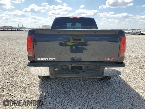 2011 GMC Sierra 1500 Work Truck z VIN 1GTR1TEX3BZ175675, wystawiony jako Copart lot #72211174 z przebiegiem 230 927 mil mil oraz Szkoda całkowita • Salvage title. Historia ofert i sprzedaży dostępna na DreamBid. Obrazek 6.
