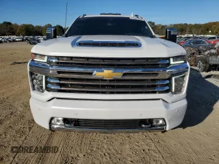 2023 Chevrolet Silverado 3500HD High Country with VIN 1GC4YVEYXPF118330, listed as a Copart auction lot 81941264 with 36,941 mi miles and Salvage Title. Bid and sale history available at carsss.com. Image 5.