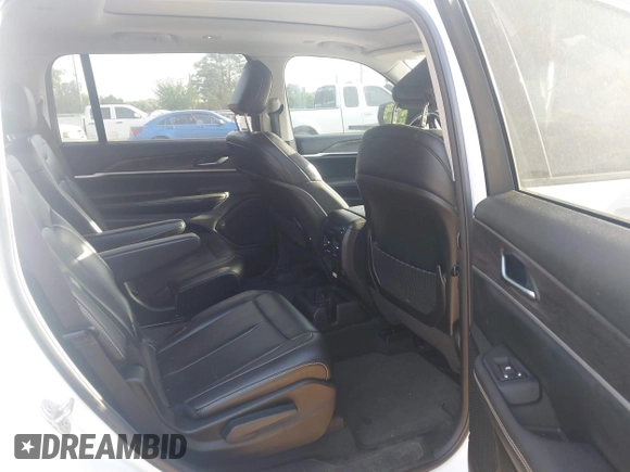 2023 Jeep Grand Cherokee Limited with VIN 1C4RJJBGXP8843705, listed as a IAAI auction lot 42013693 with 40,071 mi miles and . Bid and sale history available at DreamBid. Image 8.