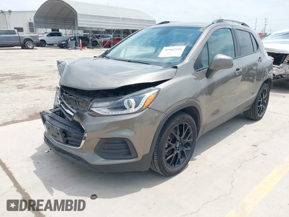 2021 Chevrolet Trax LT with VIN KL7CJLSBXMB359468, listed as a IAAI auction lot 41982149 with 199,685 mi miles and . Bid and sale history available at DreamBid. Image 22.