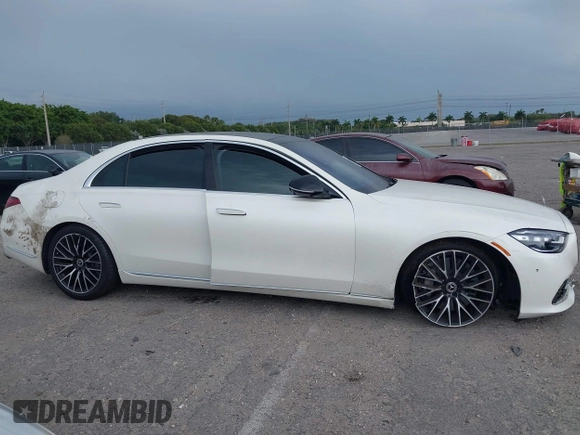 2023 Mercedes-Benz S-Class S 500 with VIN W1K6G6DB4PA205786, listed as a IAAI auction lot 41883163 with 22,012 mi miles. Bid and sale history available at carsss.com. Image 13.