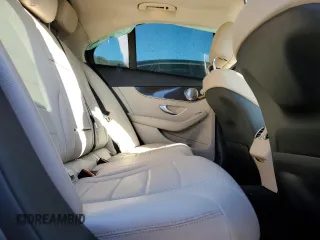 2020 Mercedes-Benz C 300 with VIN 55SWF8EB3LU326543, listed as a Copart auction lot 42502215 with 40,385 mi miles and Salvage Title. Bid and sale history available at DreamBid. Image 10.