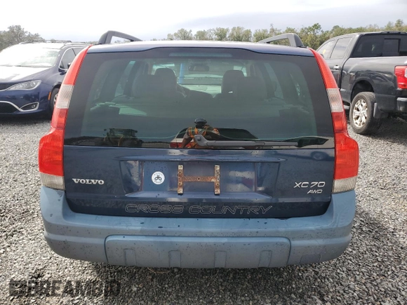 2004 Volvo V70 XC70 with VIN YV1SZ59H341134340, listed as a Copart auction lot 77031394 with 125,807 mi miles and Non Repairable. Bid and sale history available at carsss.com. Image 6.