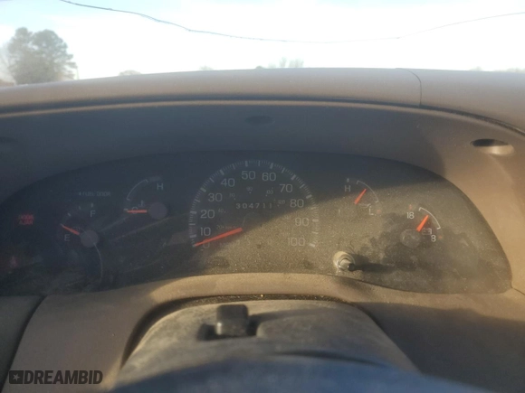 1998 Ford F-150 Standard with VIN 1FTZF1722WNB48794, listed as a Copart auction lot 45020325 with 304,711 mi miles and Salvage Title. Bid and sale history available at carsss.com. Image 9.