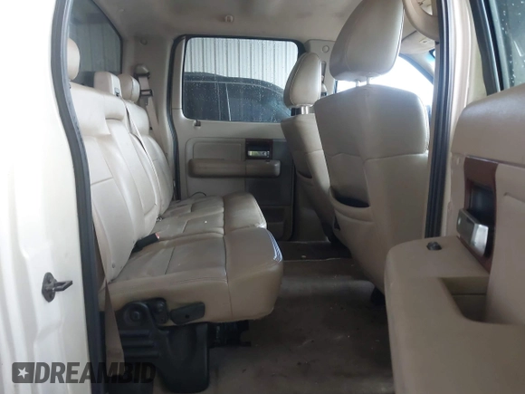 2008 Ford F-150 XLT z VIN 1FTPW12V08FB96378, wystawiony jako IAAI lot #41532378 z przebiegiem 203 260 mil mil oraz . Historia ofert i sprzedaży dostępna na DreamBid. Obrazek 8.