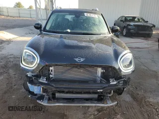 2024 MINI Countryman Cooper S z VIN WMZ83BR00R3R78793, wystawiony jako Copart lot #74610084 z przebiegiem 23 580 mil mil oraz Szkoda całkowita • Salvage title. Historia ofert i sprzedaży dostępna na DreamBid. Obrazek 5.