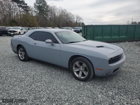 2020 Dodge Challenger SXT with VIN 2C3CDZAG9LH206682, listed as a Copart auction lot 80694704 with 63,275 mi miles and Salvage Title. Bid and sale history available at carsss.com. Image 4.